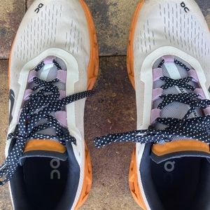 Gently used On Monster Cloud Turmeric color sneakers worn only a few times 6.5